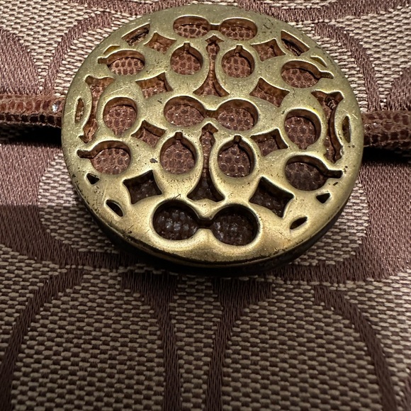 Coach Wallet *EXCELLENT CONDITION* - Picture 7 of 12